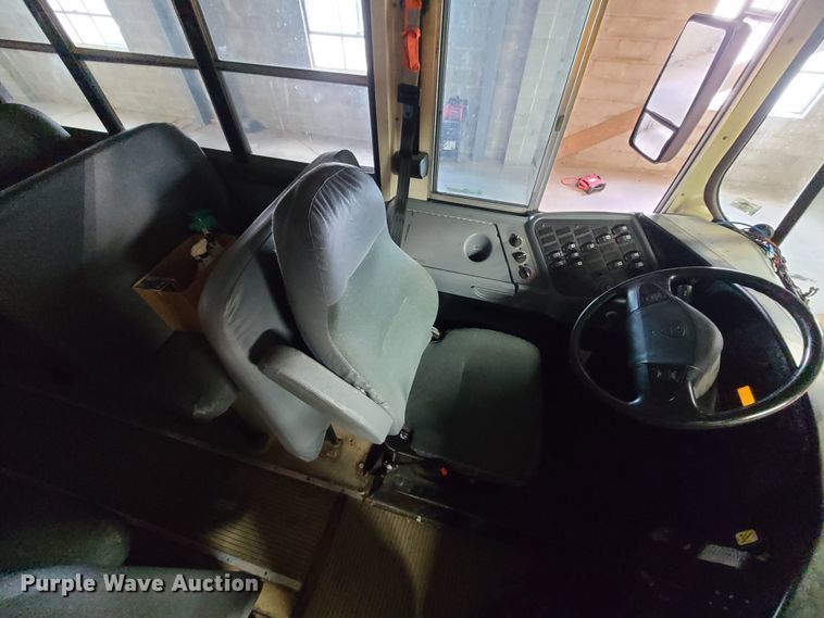 image for item JG9602 2006 IC CE300  school bus