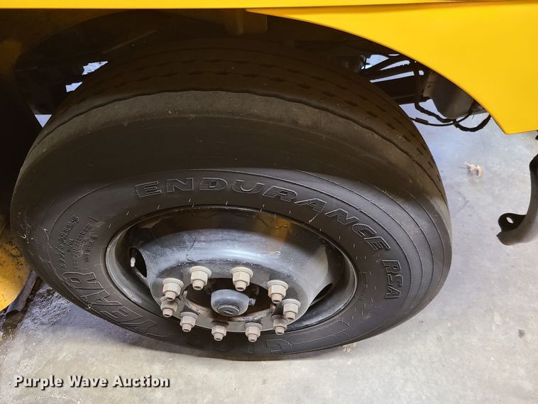 image for item JG9602 2006 IC CE300  school bus