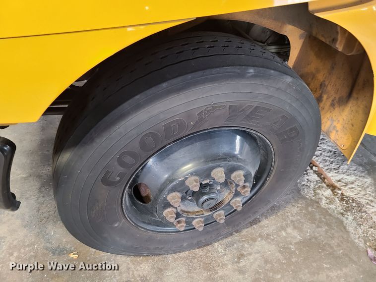 image for item JG9602 2006 IC CE300  school bus