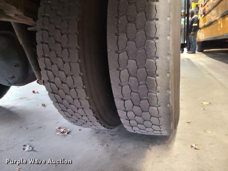 image for item JG9602 2006 IC CE300  school bus