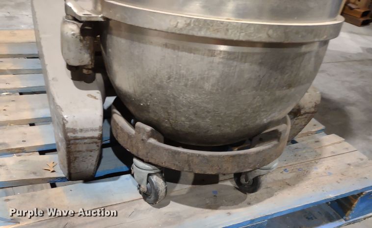 image for item JK9100 Hobart H-600  mixer