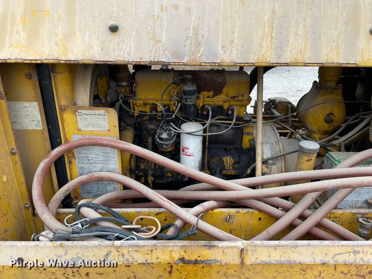 image for item JL9731 Ingersoll Rand G150B  air compressor