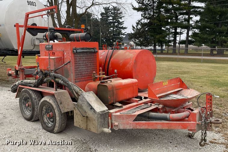 image for item JL9732 2003 Duraco 125DJT  pothole patcher