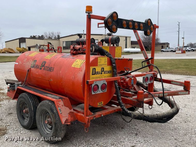 image for item JL9732 2003 Duraco 125DJT  pothole patcher