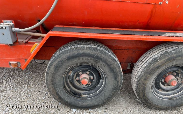 image for item JL9732 2003 Duraco 125DJT  pothole patcher