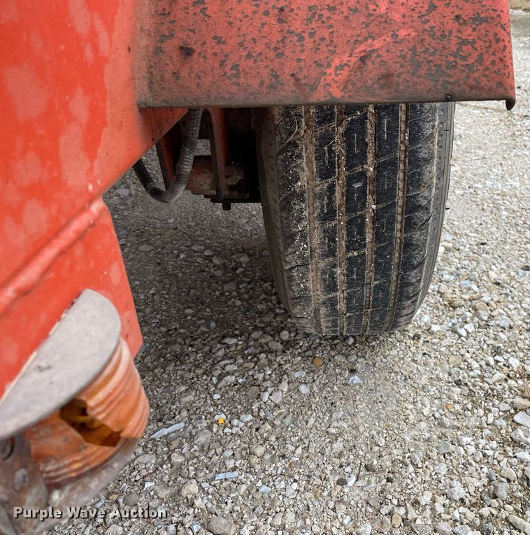 image for item JL9732 2003 Duraco 125DJT  pothole patcher