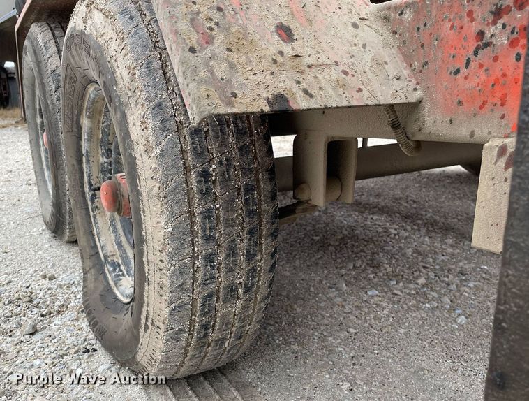 image for item JL9732 2003 Duraco 125DJT  pothole patcher