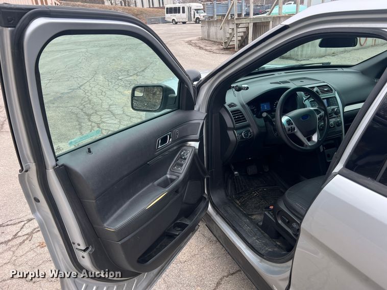 image for item JU9739 2015 Ford Explorer Police Interceptor  SUV