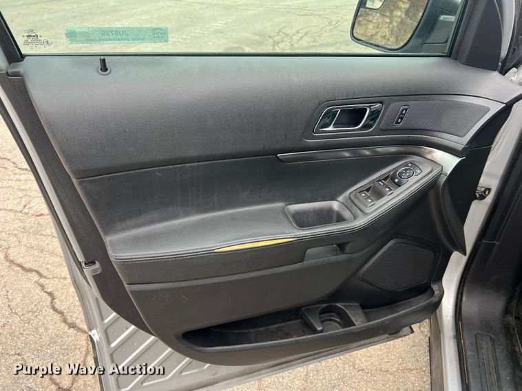 image for item JU9739 2015 Ford Explorer Police Interceptor  SUV