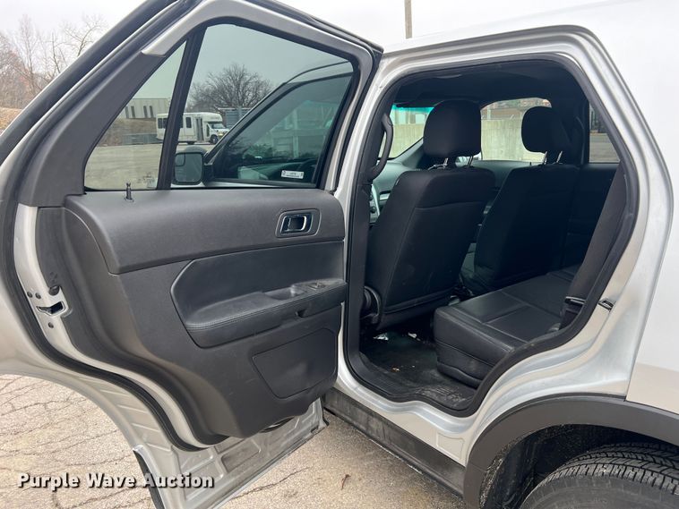 image for item JU9739 2015 Ford Explorer Police Interceptor  SUV