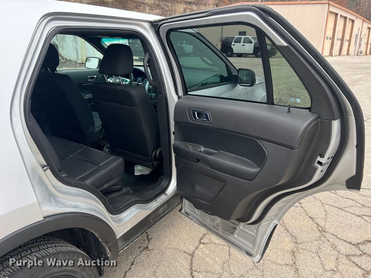 image for item JU9739 2015 Ford Explorer Police Interceptor  SUV