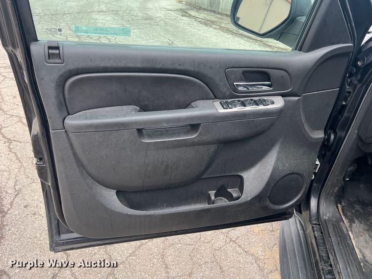 image for item JU9740 2012 Chevrolet Tahoe Police  SUV