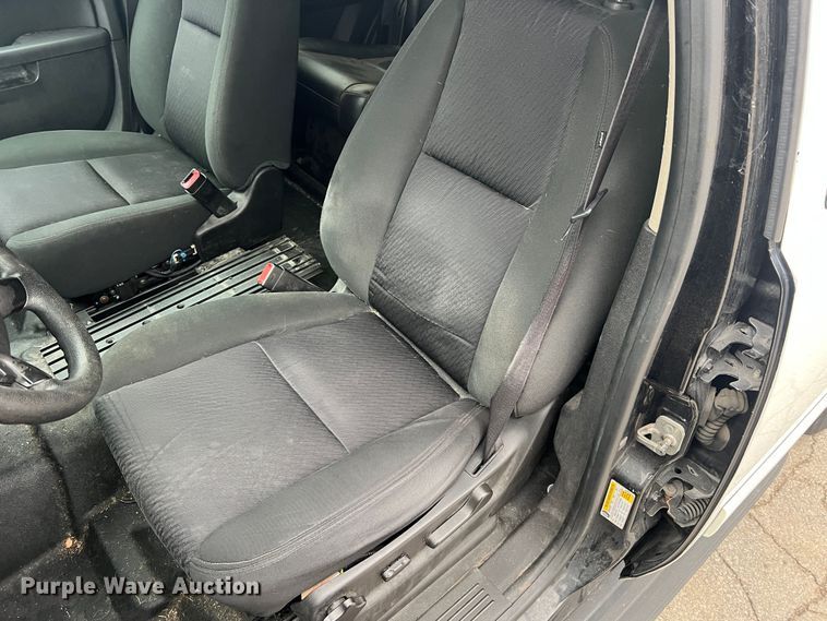 image for item JU9740 2012 Chevrolet Tahoe Police  SUV