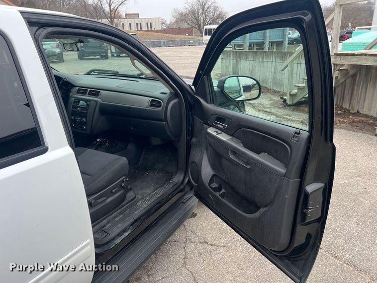 image for item JU9740 2012 Chevrolet Tahoe Police  SUV