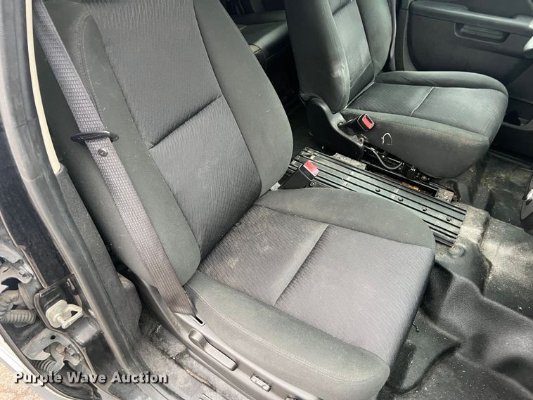 image for item JU9740 2012 Chevrolet Tahoe Police  SUV