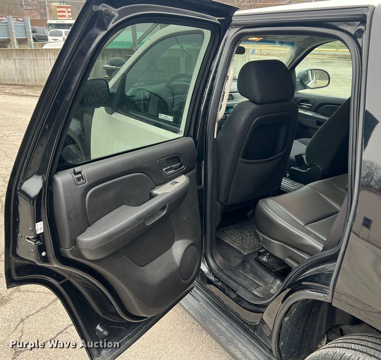 image for item JU9741 2012 Chevrolet Tahoe Police  SUV