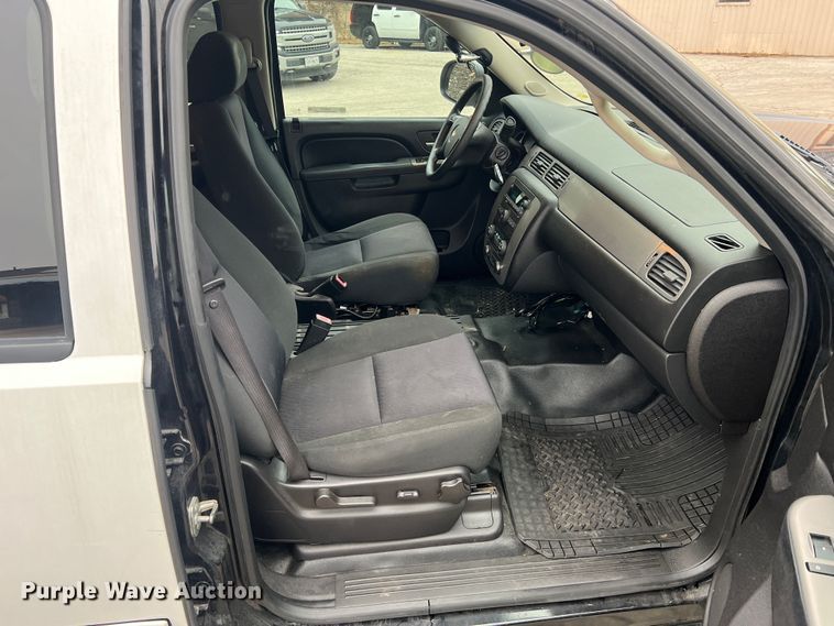 image for item JU9741 2012 Chevrolet Tahoe Police  SUV