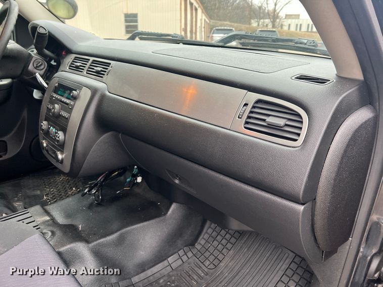 image for item JU9741 2012 Chevrolet Tahoe Police  SUV