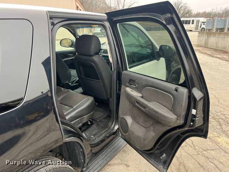 image for item JU9741 2012 Chevrolet Tahoe Police  SUV