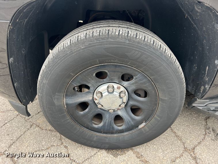 image for item JU9741 2012 Chevrolet Tahoe Police  SUV