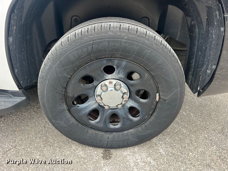 image for item JU9741 2012 Chevrolet Tahoe Police  SUV