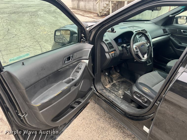 image for item JU9742 2014 Ford Explorer Police Interceptor  SUV