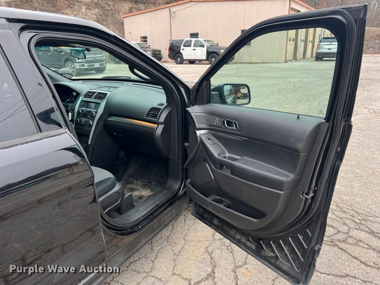 image for item JU9742 2014 Ford Explorer Police Interceptor  SUV