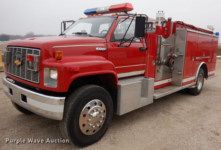image for item KW9566 1992 Chevrolet Kodiak C5500  pumper fire truck