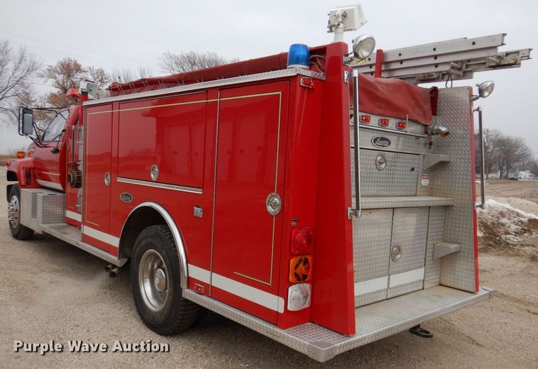 image for item KW9566 1992 Chevrolet Kodiak C5500  pumper fire truck