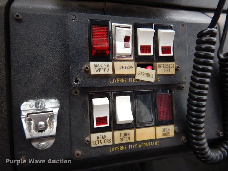 image for item KW9566 1992 Chevrolet Kodiak C5500  pumper fire truck