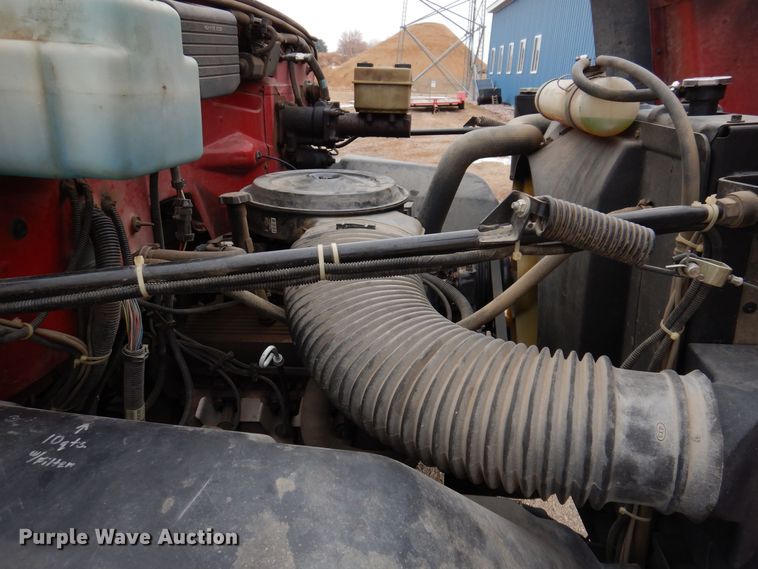 image for item KW9566 1992 Chevrolet Kodiak C5500  pumper fire truck