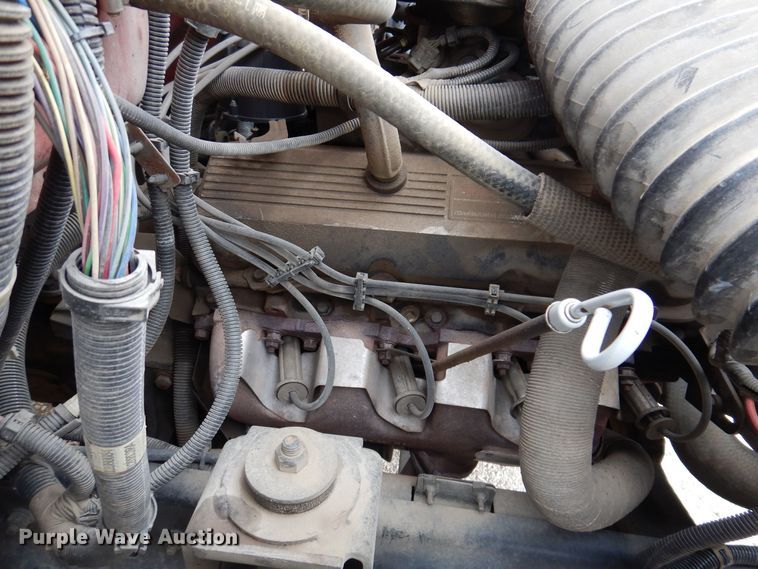 image for item KW9566 1992 Chevrolet Kodiak C5500  pumper fire truck