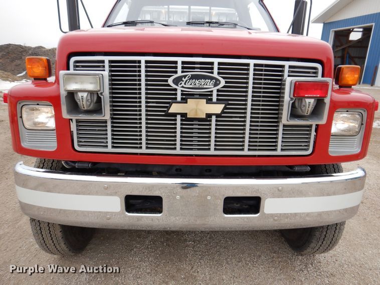 image for item KW9566 1992 Chevrolet Kodiak C5500  pumper fire truck