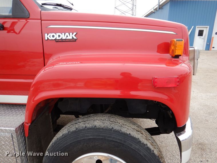 image for item KW9566 1992 Chevrolet Kodiak C5500  pumper fire truck