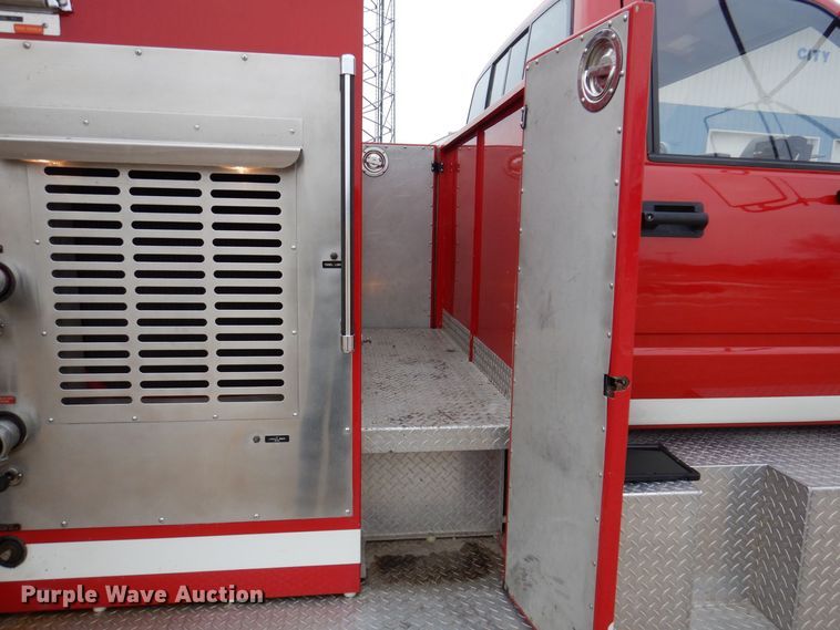 image for item KW9566 1992 Chevrolet Kodiak C5500  pumper fire truck