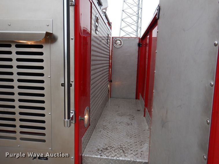 image for item KW9566 1992 Chevrolet Kodiak C5500  pumper fire truck