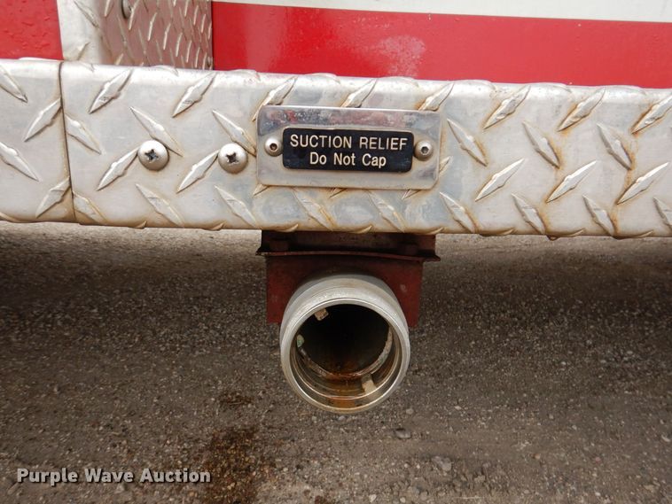 image for item KW9566 1992 Chevrolet Kodiak C5500  pumper fire truck