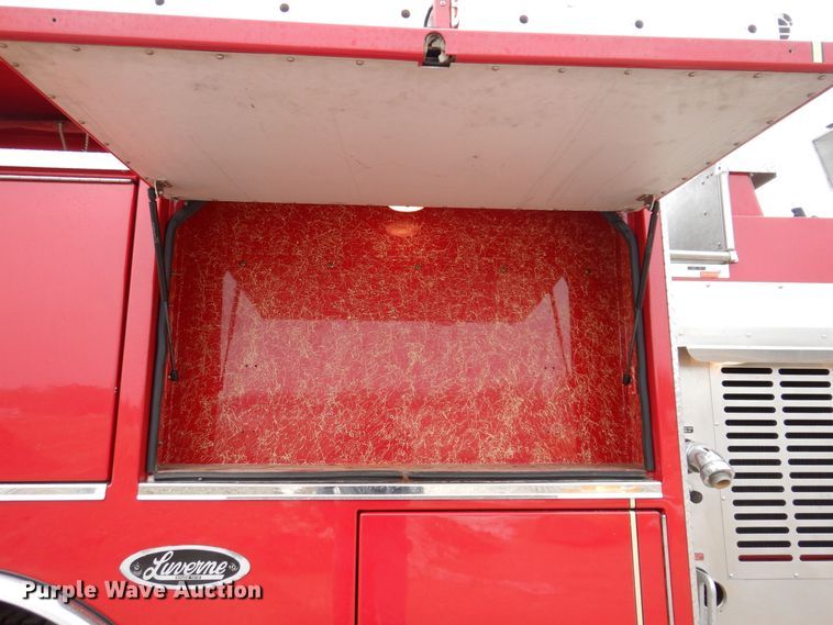 image for item KW9566 1992 Chevrolet Kodiak C5500  pumper fire truck