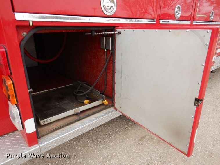 image for item KW9566 1992 Chevrolet Kodiak C5500  pumper fire truck