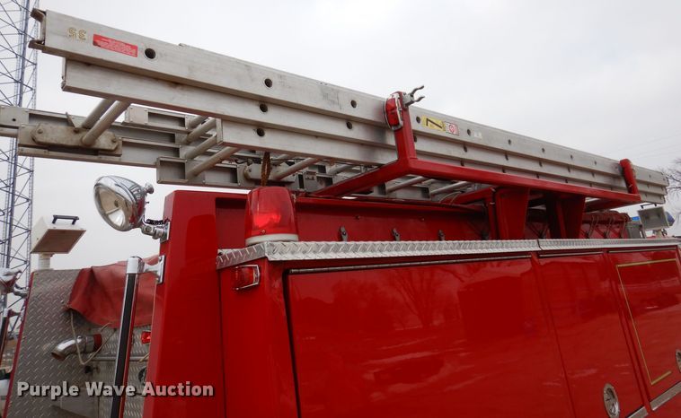 image for item KW9566 1992 Chevrolet Kodiak C5500  pumper fire truck