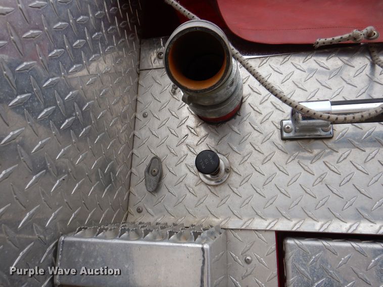 image for item KW9566 1992 Chevrolet Kodiak C5500  pumper fire truck