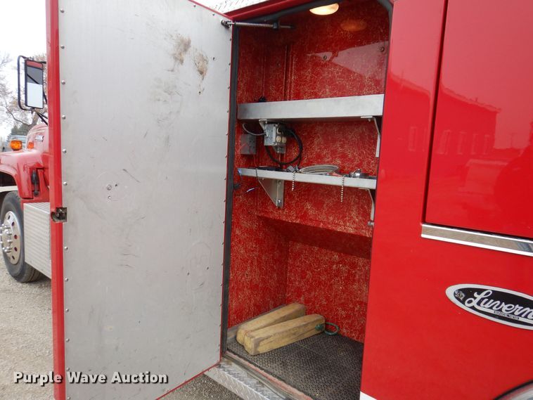 image for item KW9566 1992 Chevrolet Kodiak C5500  pumper fire truck