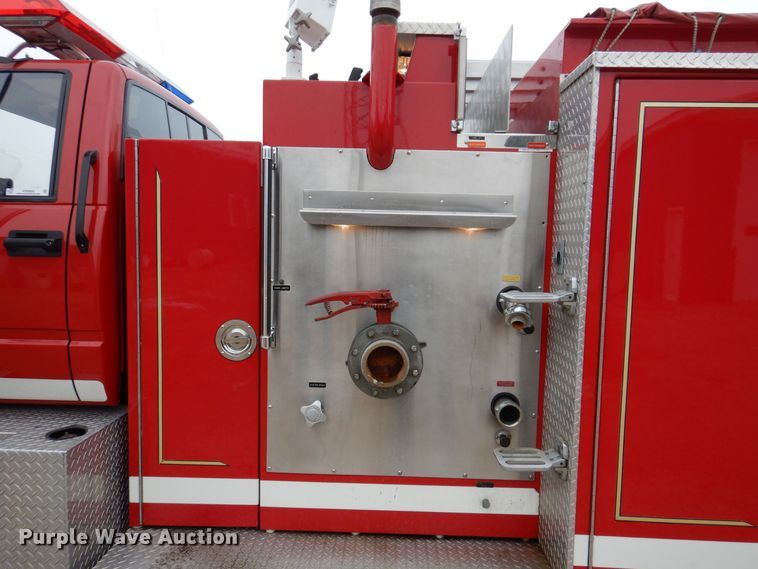 image for item KW9566 1992 Chevrolet Kodiak C5500  pumper fire truck