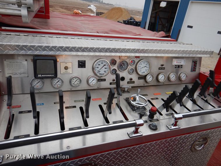 image for item KW9566 1992 Chevrolet Kodiak C5500  pumper fire truck