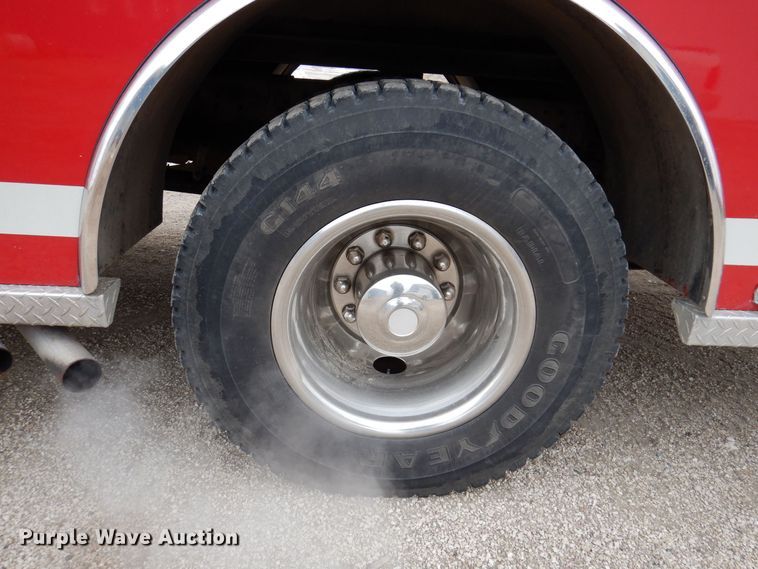 image for item KW9566 1992 Chevrolet Kodiak C5500  pumper fire truck