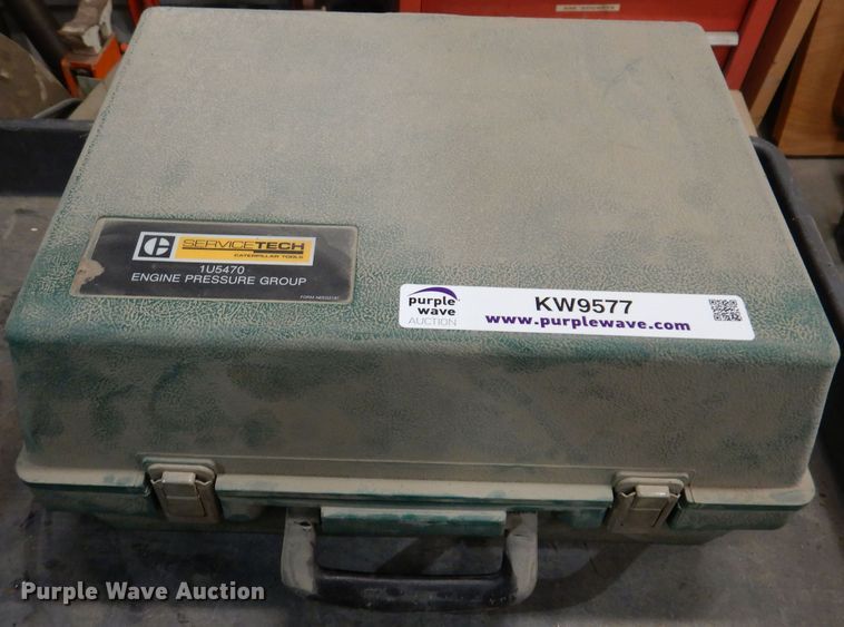 image for item KW9577 Caterpillar  engine pressure gauges