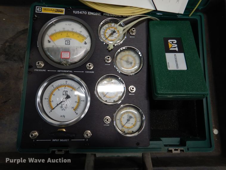 image for item KW9577 Caterpillar  engine pressure gauges