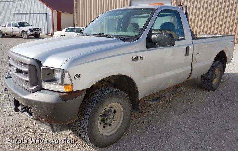 image for item KW9581 2003 Ford F250 Super Duty XL  pickup truck