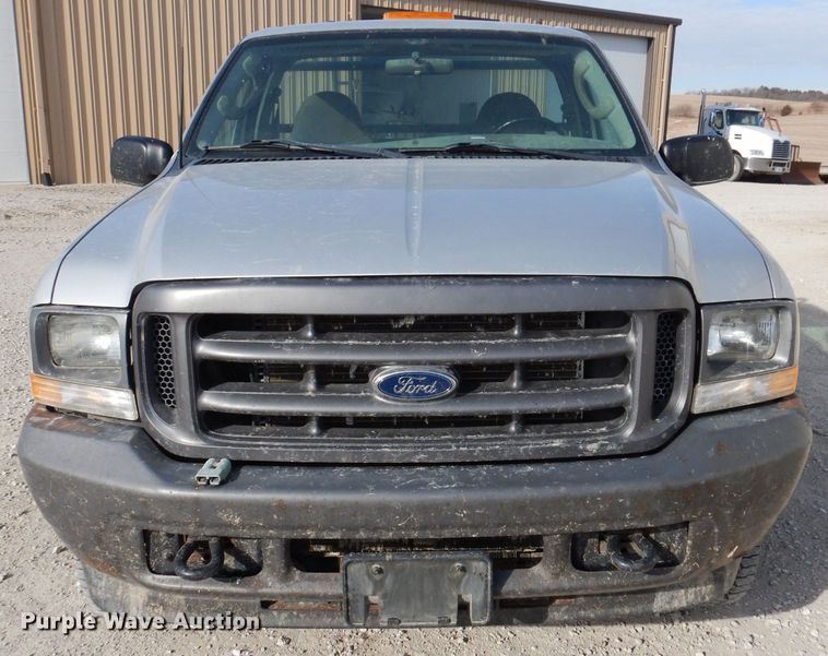 image for item KW9581 2003 Ford F250 Super Duty XL  pickup truck