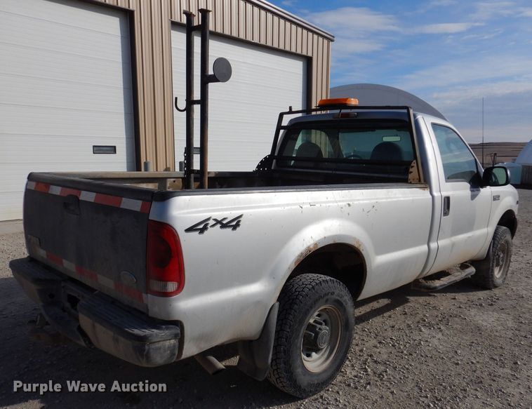 image for item KW9581 2003 Ford F250 Super Duty XL  pickup truck